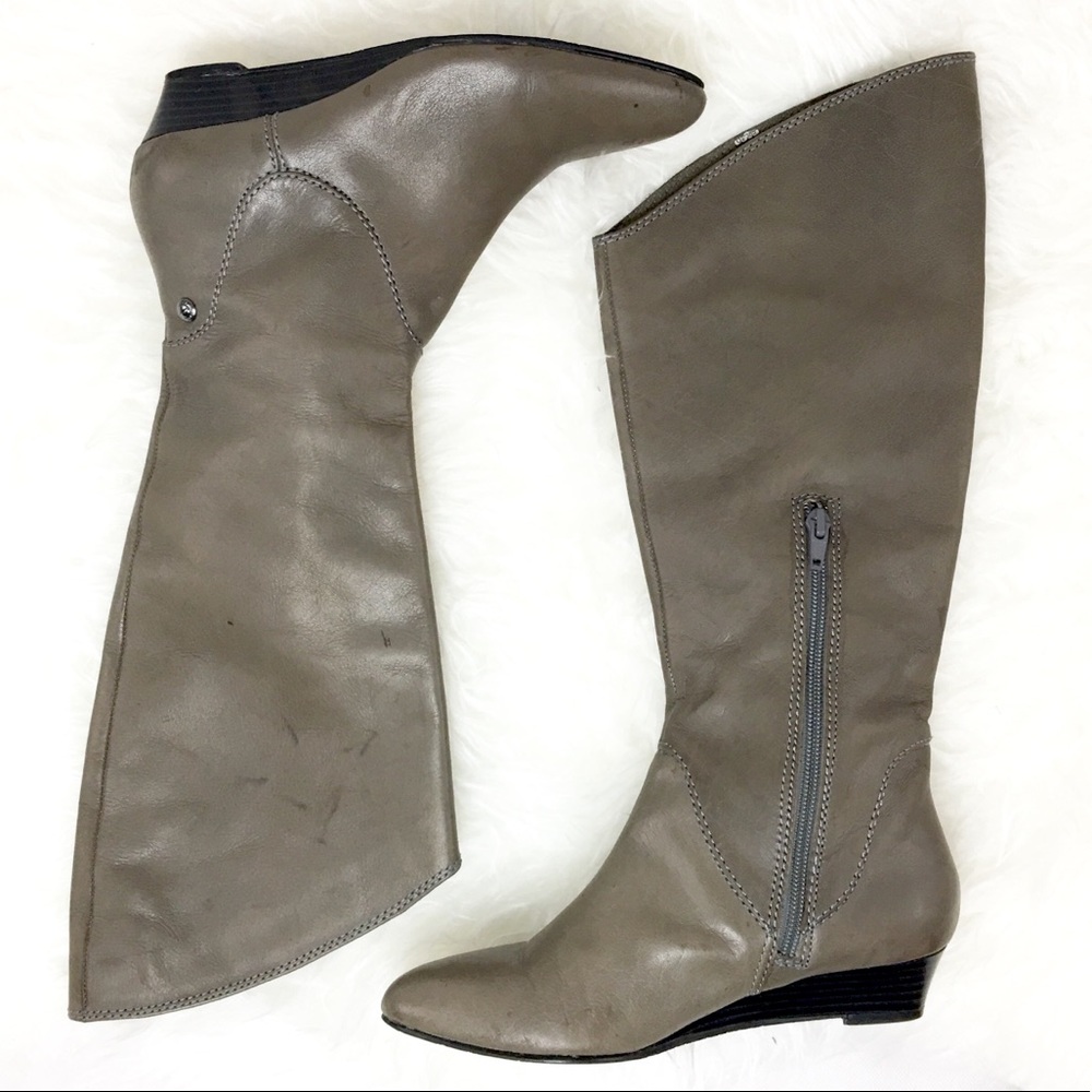 CAlvin Klein jeans leather boots small heel size 6